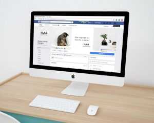 Grafische illustratie van stappen voor het bouwen van een succesvolle e-commerce website met aandacht voor ontwerp en functio