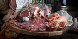 Home Di Roberto ambachtelijke vleeswaren kopen - verfijnde prosciutto's, salami's en andere handgemaakte vleesspecialiteiten